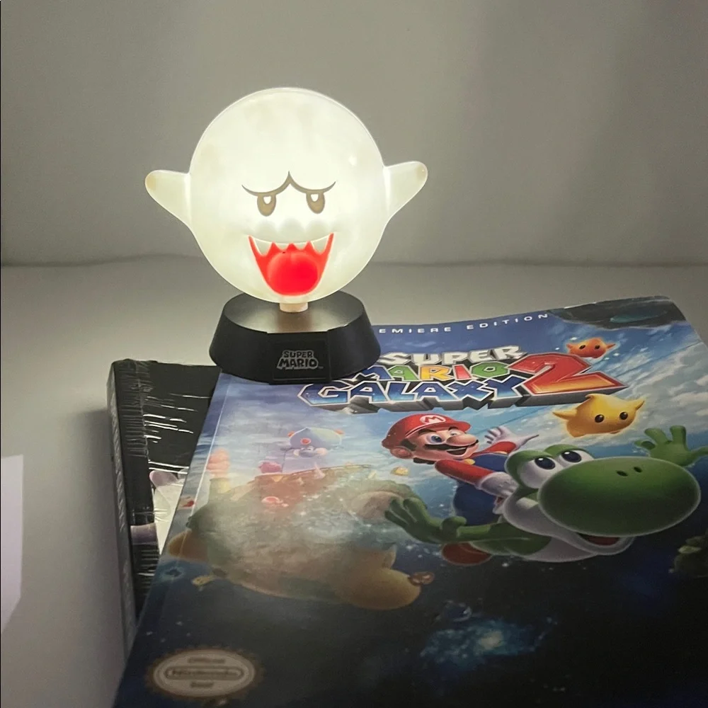 Nintendo Super Mario Galaxy Premiere Edition Set - Black and Red